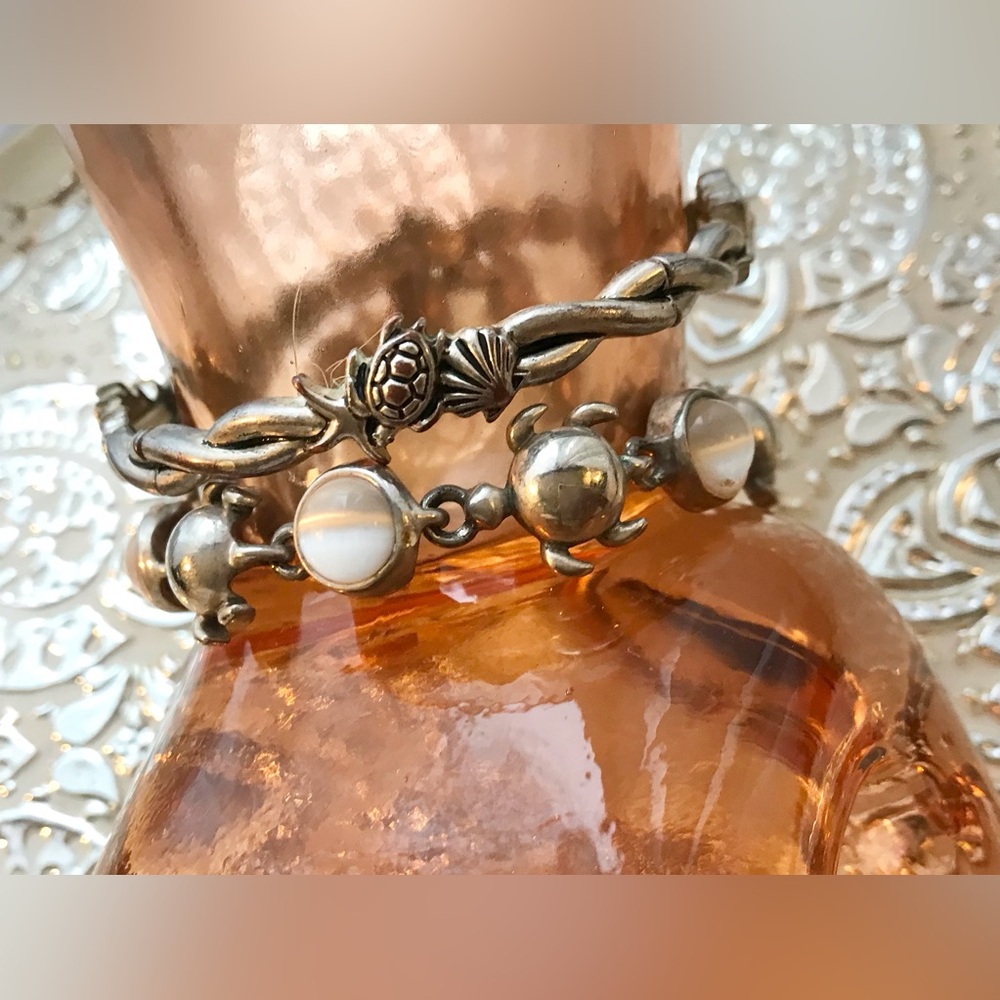 2 Ladies Silver Color Beach Turtle Shape Bracelet Layering Bracelets Jewelry OS